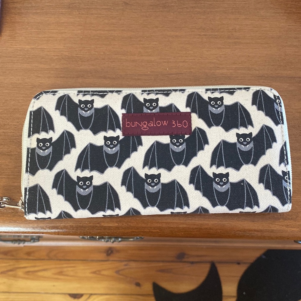 Bat wallet